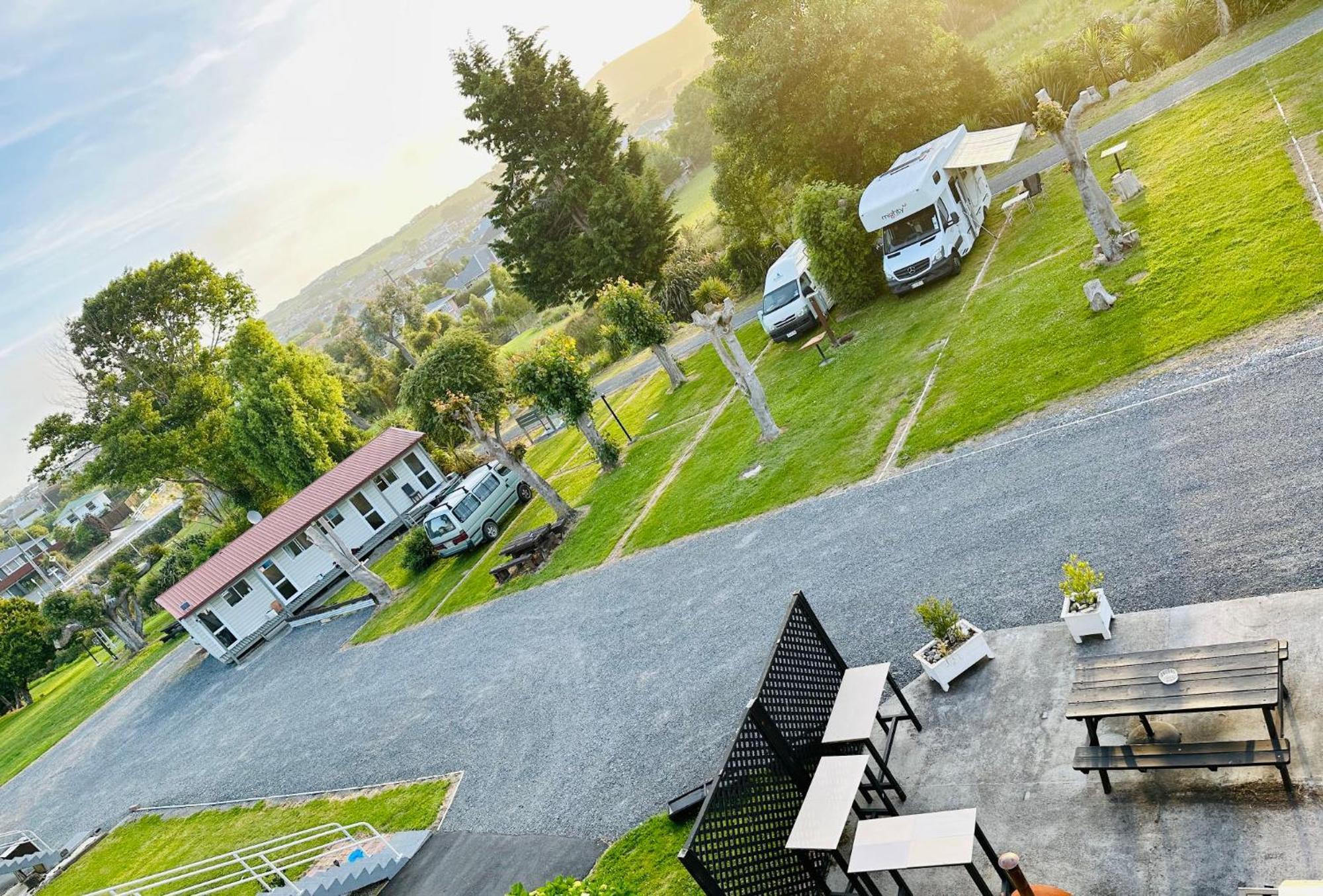 A1 Kaikoura Holiday Park Hotel Exterior photo